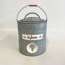画像をギャラリービューアに読み込む, iGloo(イグルー) ヴィンテージメタルジャグ 2ガロン(7.6L) ウォータージャグ　コックカスタム済み
